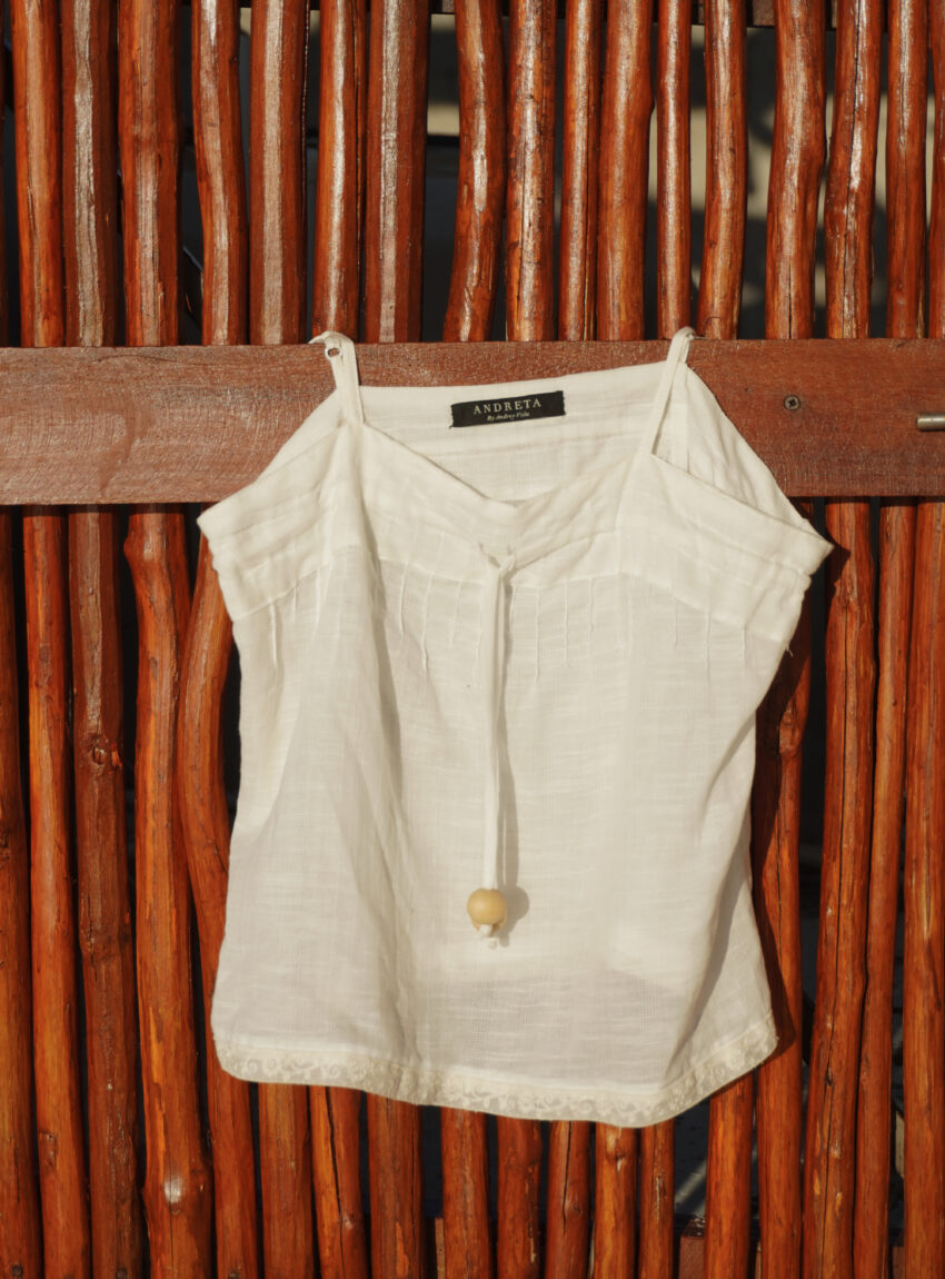 Blusa Amar — vista adicional
